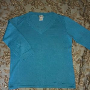 LL Bean v neck 3/4 sleeve sweater